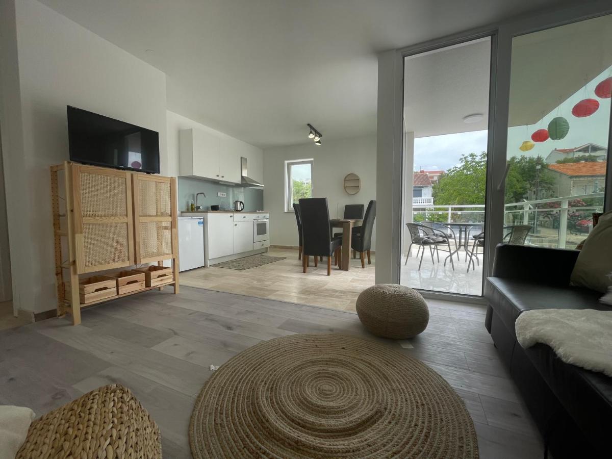 Vila Regina Apartment Paloma With Swimming Pool 耶泽拉 外观 照片