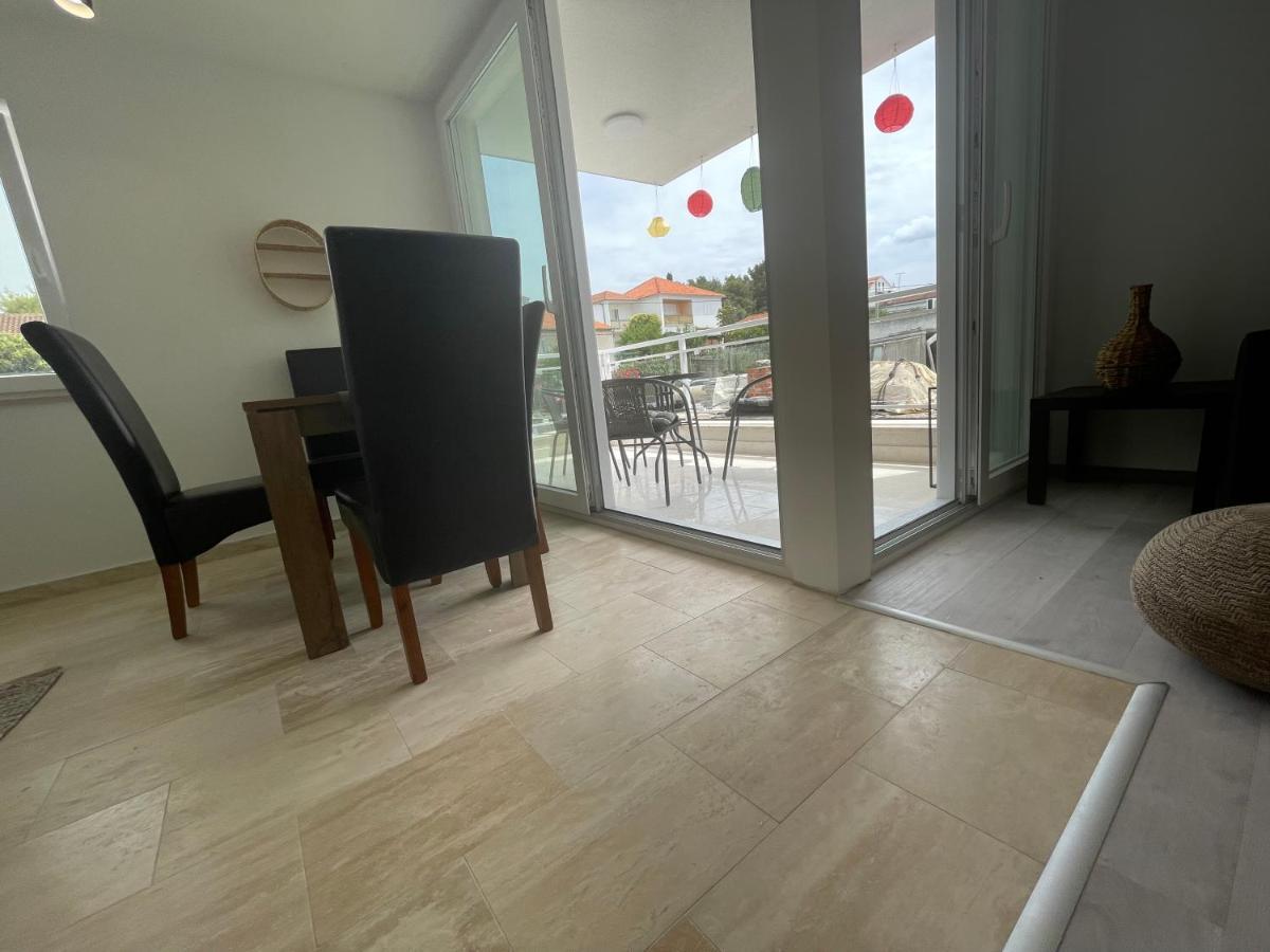 Vila Regina Apartment Paloma With Swimming Pool 耶泽拉 外观 照片