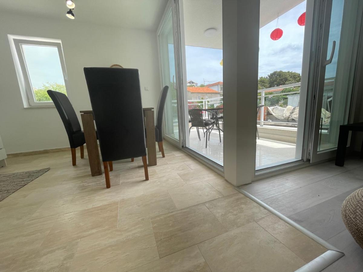 Vila Regina Apartment Paloma With Swimming Pool 耶泽拉 外观 照片