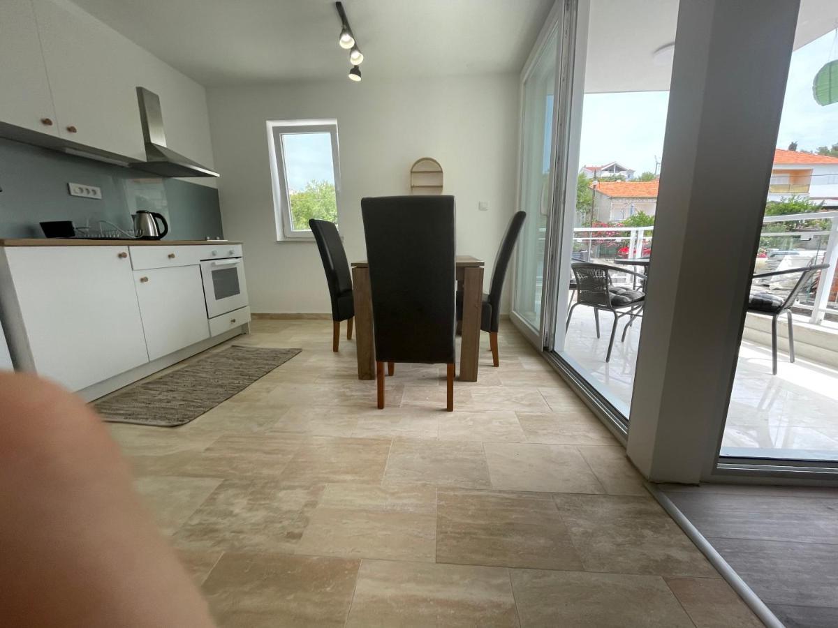 Vila Regina Apartment Paloma With Swimming Pool 耶泽拉 外观 照片