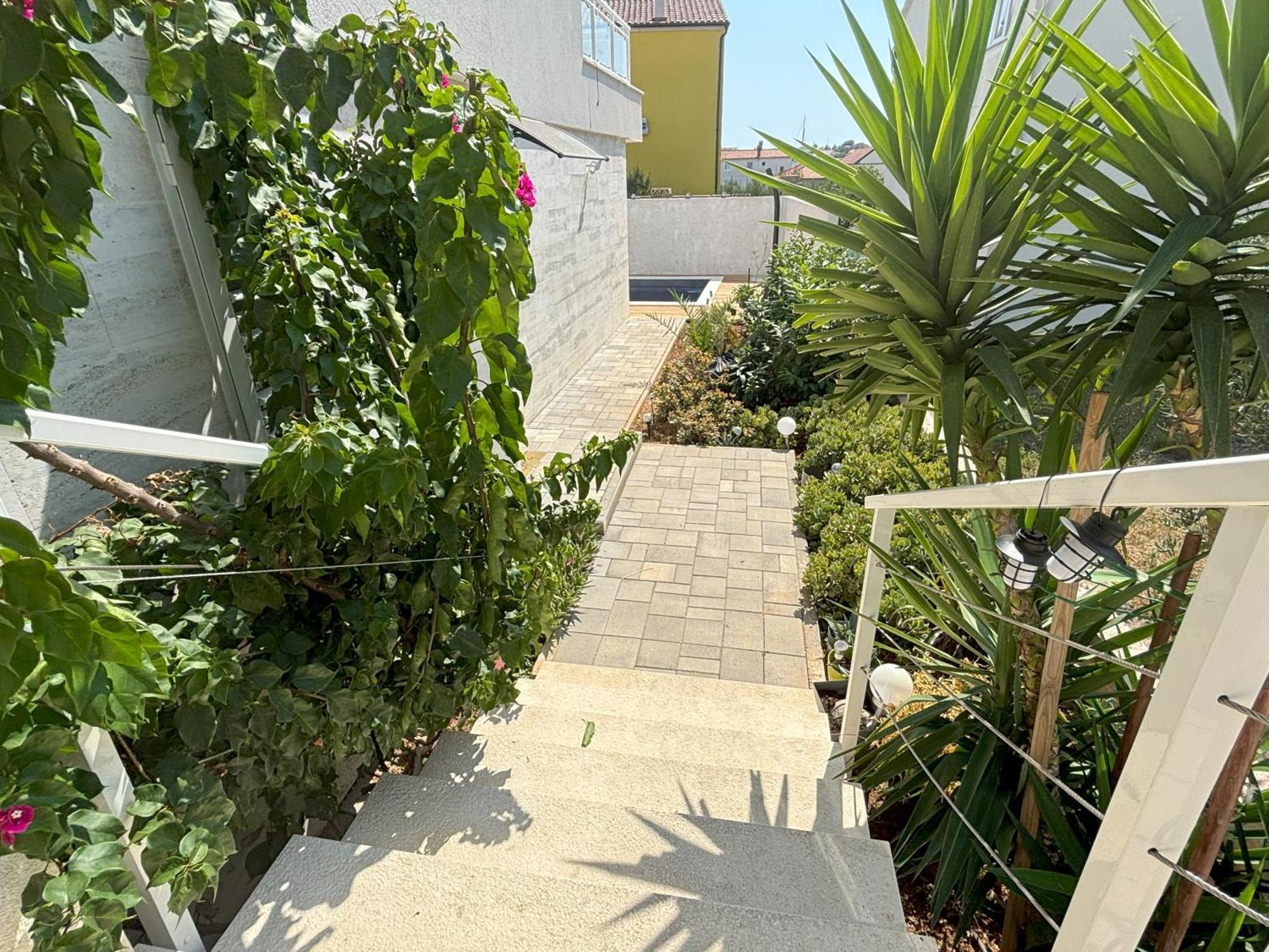Vila Regina Apartment Paloma With Swimming Pool 耶泽拉 外观 照片