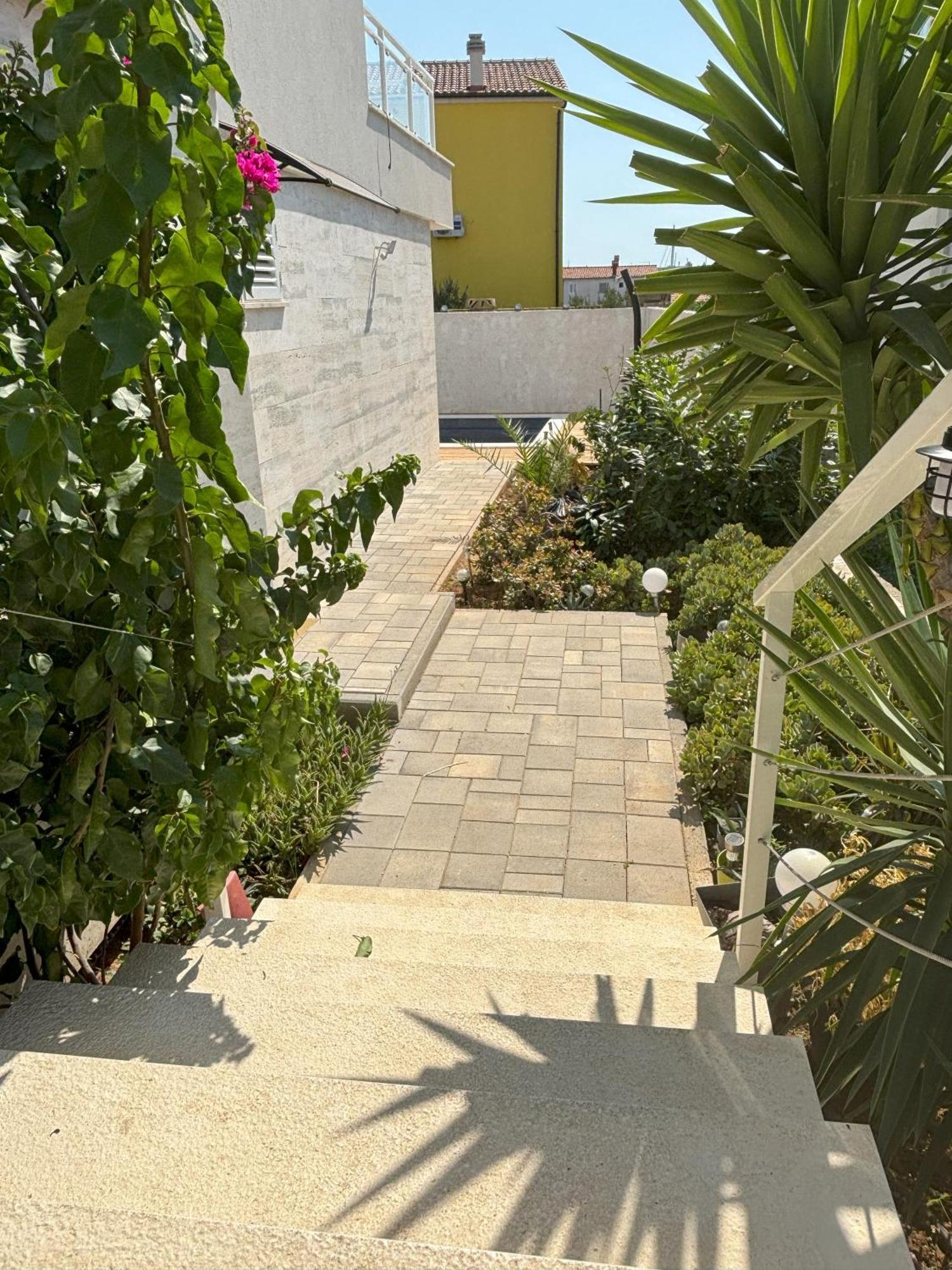 Vila Regina Apartment Paloma With Swimming Pool 耶泽拉 外观 照片